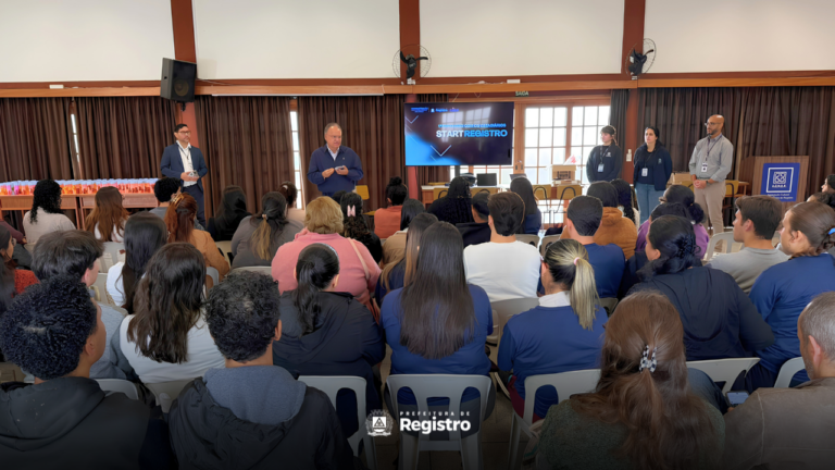 prefeitura-de-registro-promove-encontro-com-estagiarios-para-orientacao-e-integracao